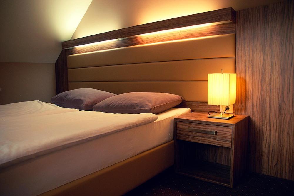 Hotel Opara Trebnje ภายนอก รูปภาพ