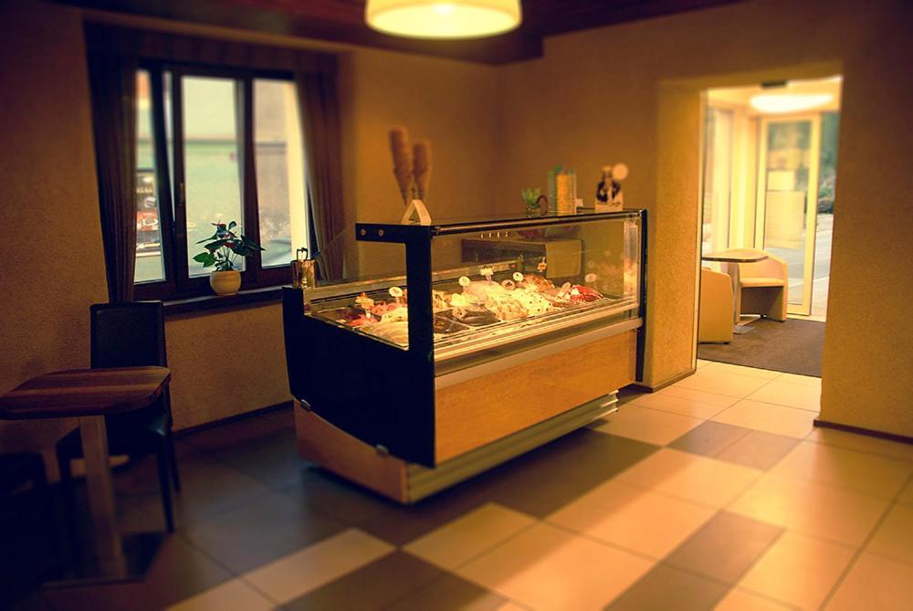 Hotel Opara Trebnje ภายนอก รูปภาพ